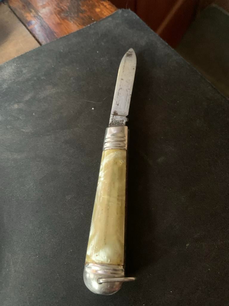 Oud zakmes met parelmoer handvat en struisvogel, Antiek en Kunst, Ophalen of Verzenden