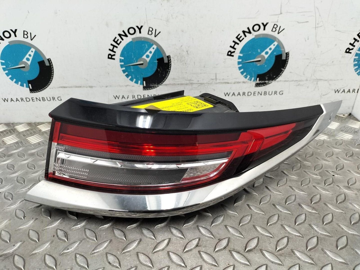 CITROEN DS3 CROSSBACK D34  ACHTERLICHT R 2020, Ophalen of Verzenden, Gebruikt, Stiba lid