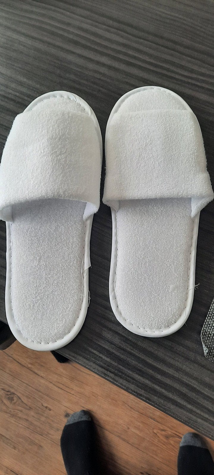 2 paar sauna slippers 1 maat; ongeveer maat 40- 43., Wit, Overige typen, Nieuw, Ophalen of Verzenden