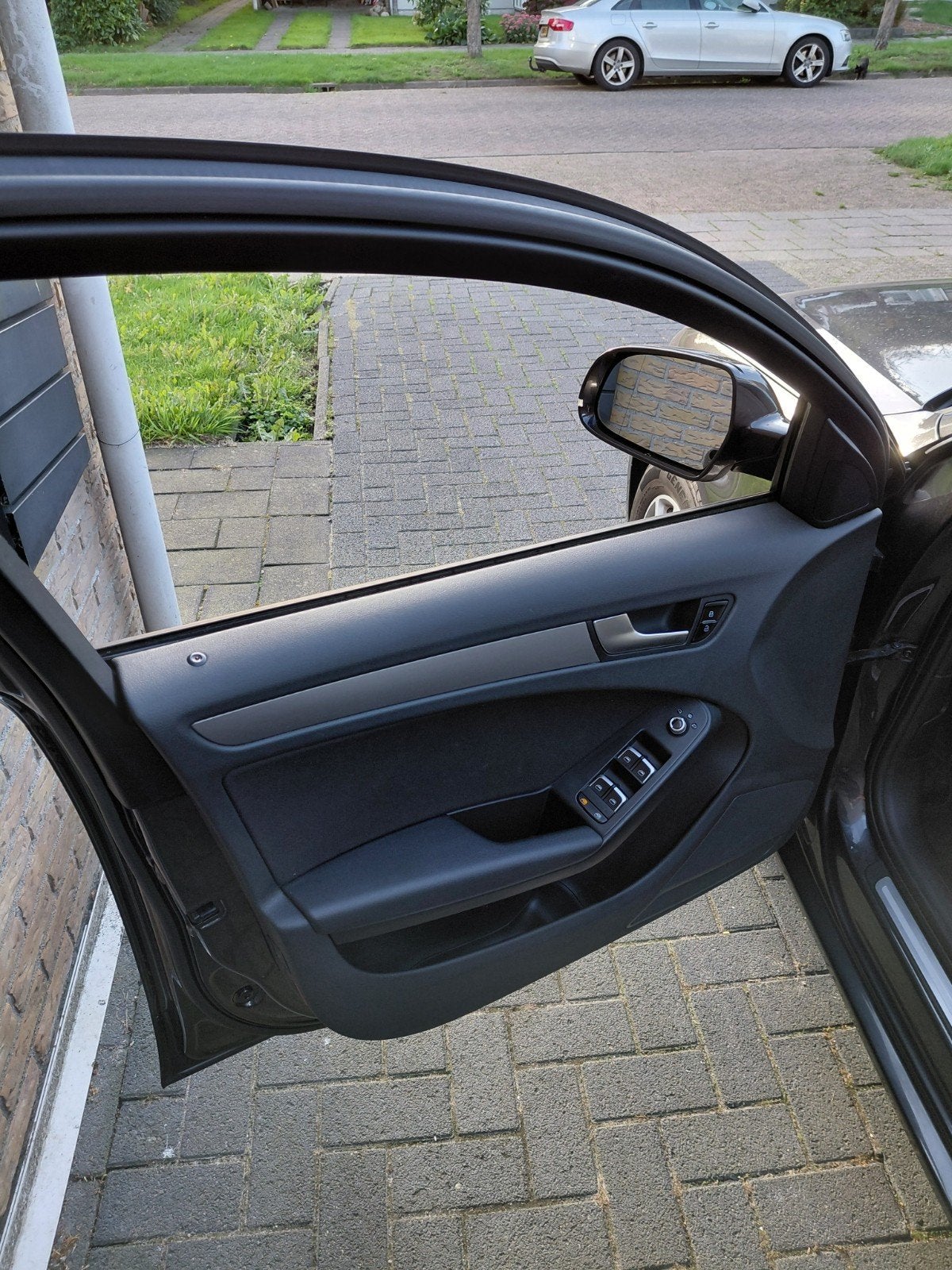 Foto 7 van Audi A4 1.8TFSI 125KW Avant. NIEUWE APK