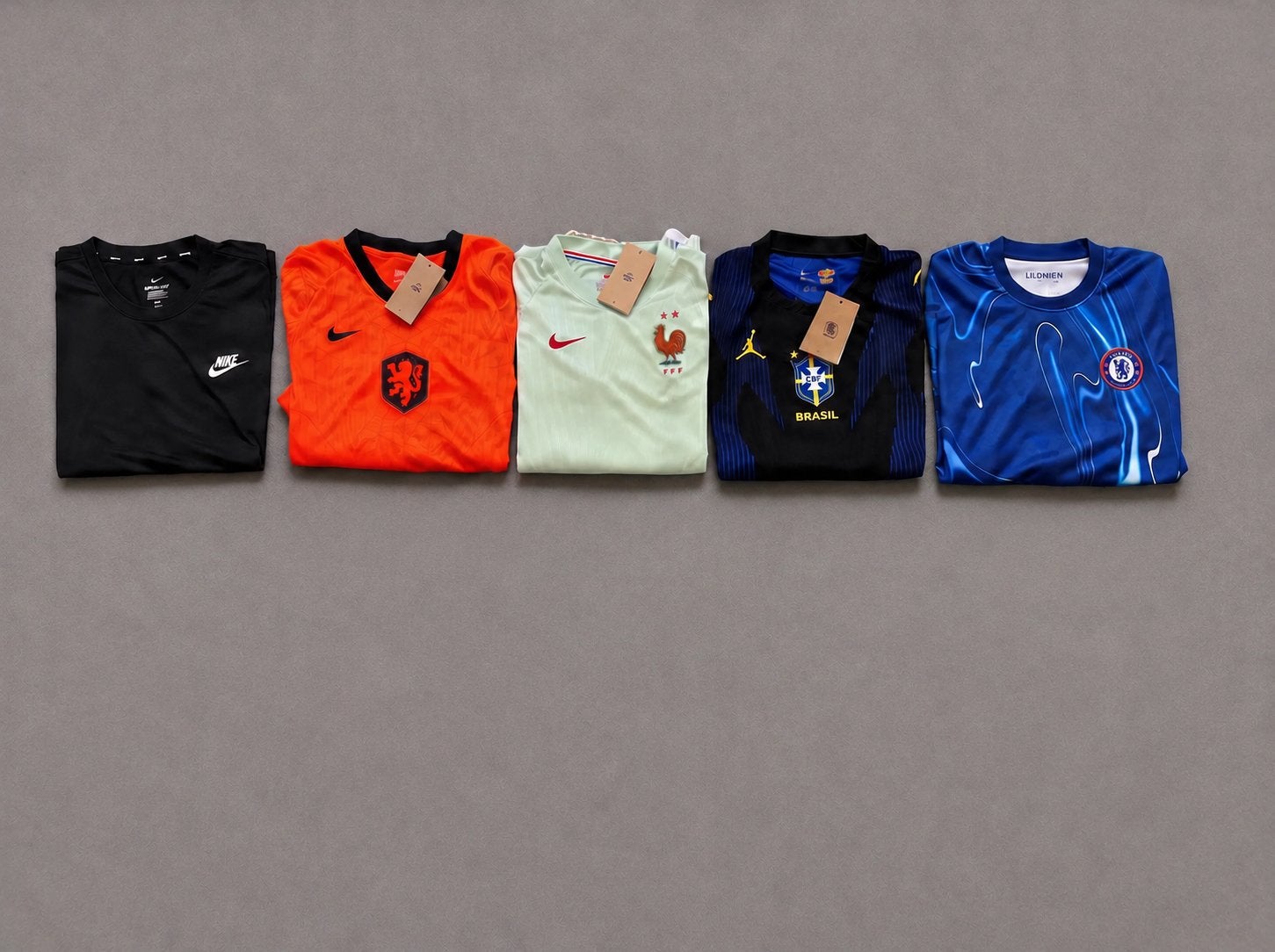 Voetbalshirtjes 30 euro PER stuk, Kleding | Heren, Overige typen, Nieuw, Overige maten, Meerkleurig