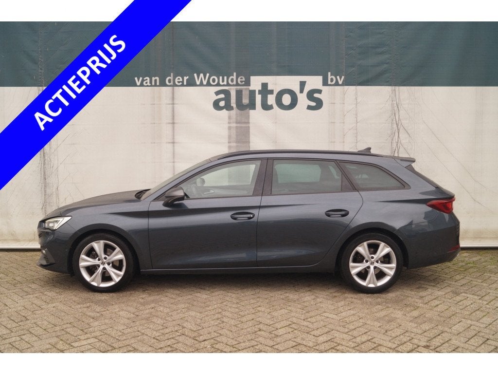 Seat Leon Sportstourer 1.0 eTSI 110pk DSG FR Business Intens, Auto's, Automaat, Dealer onderhouden, Gebruikt, Euro 6