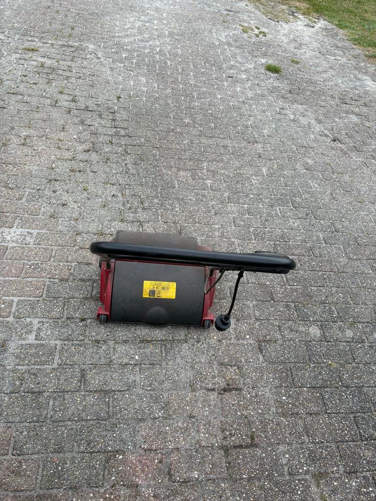 Einhell Elektrische Verticuteermachine, Tuin en Terras, Ophalen, Zo goed als nieuw, Elektrisch