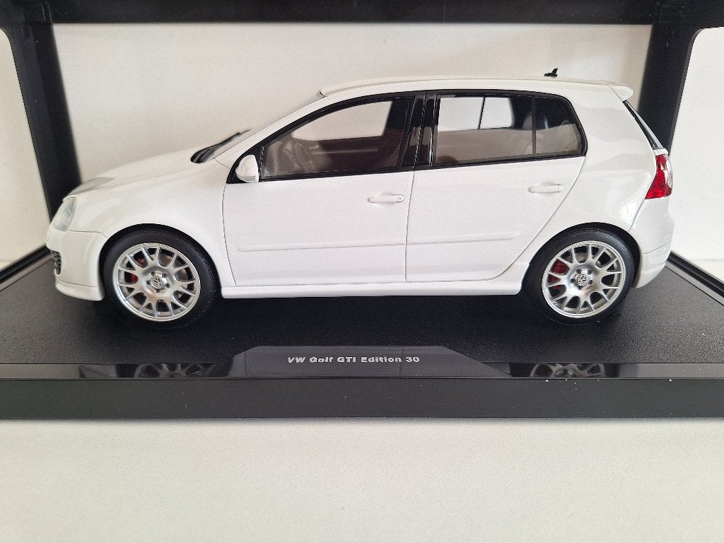 Volkswagen Golf V GTI Edition 30 2007 OT1250 Ottomobile, Hobby en Vrije tijd, Ophalen of Verzenden, Nieuw, Auto, OttOMobile