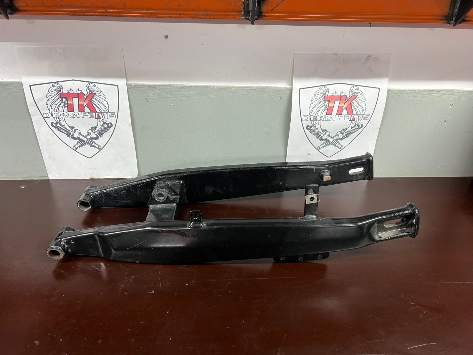 Derbi senda achterbrug, Frame, Derbi senda, Verzenden, Voor een 12mm achtervelg