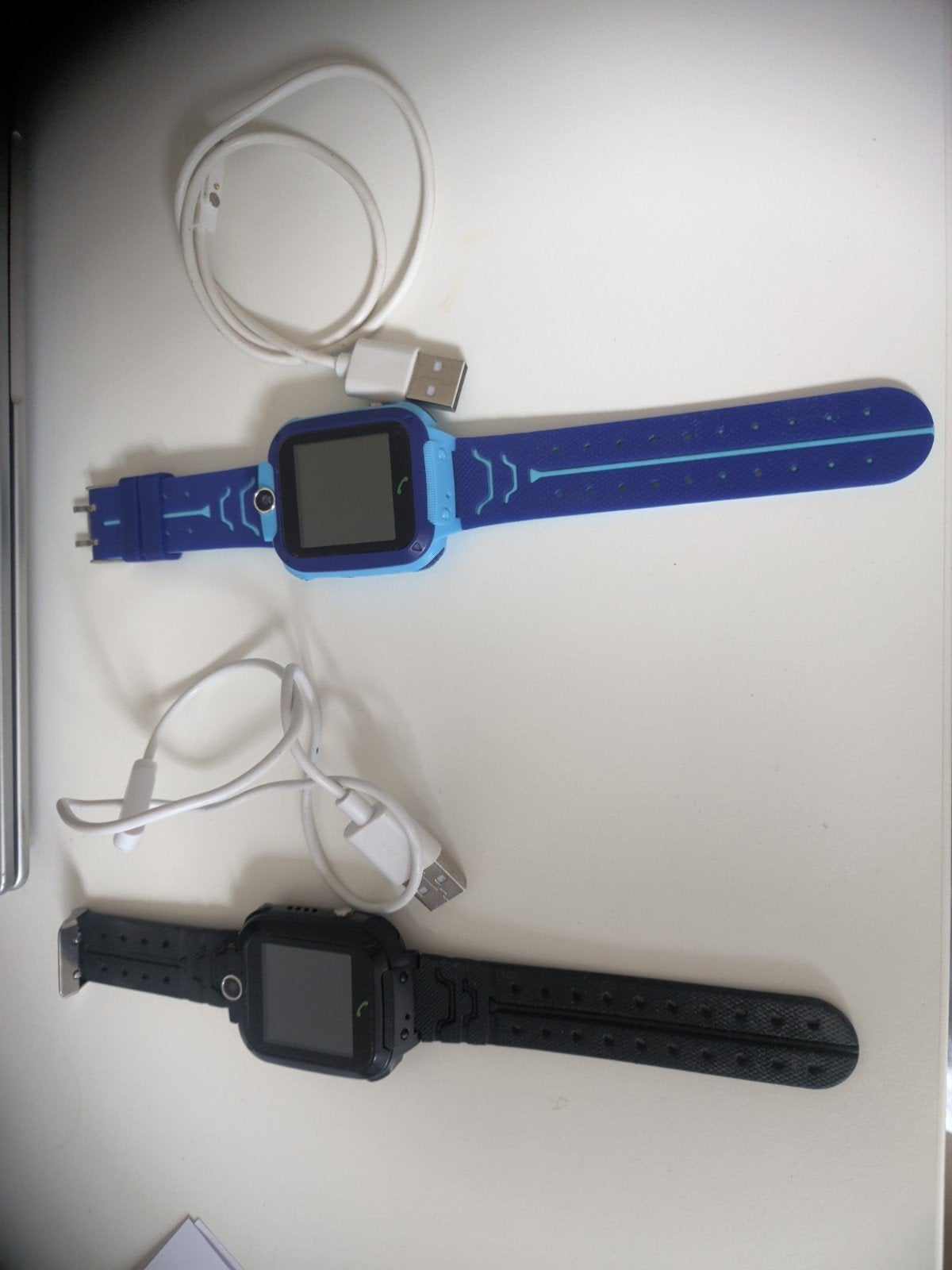 2x Kinder vubio  GPS Horloge - Zwart en Blauw (ook per stuk), Zwart, Ophalen of Verzenden, Zo goed als nieuw, GPS
