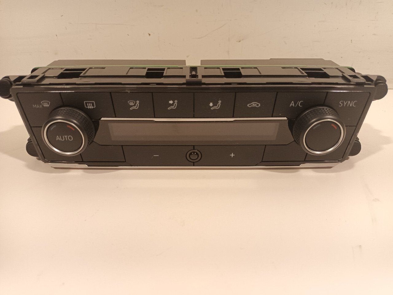 Bedieningspaneel kachel Volkswagen Polo, Auto-onderdelen, Onderdelen@venauto.nl, Van der Ven Autorecycling B.V., Gebruikt, Ettenseweg 76, 4706 PB Roosendaal, The Netherlands