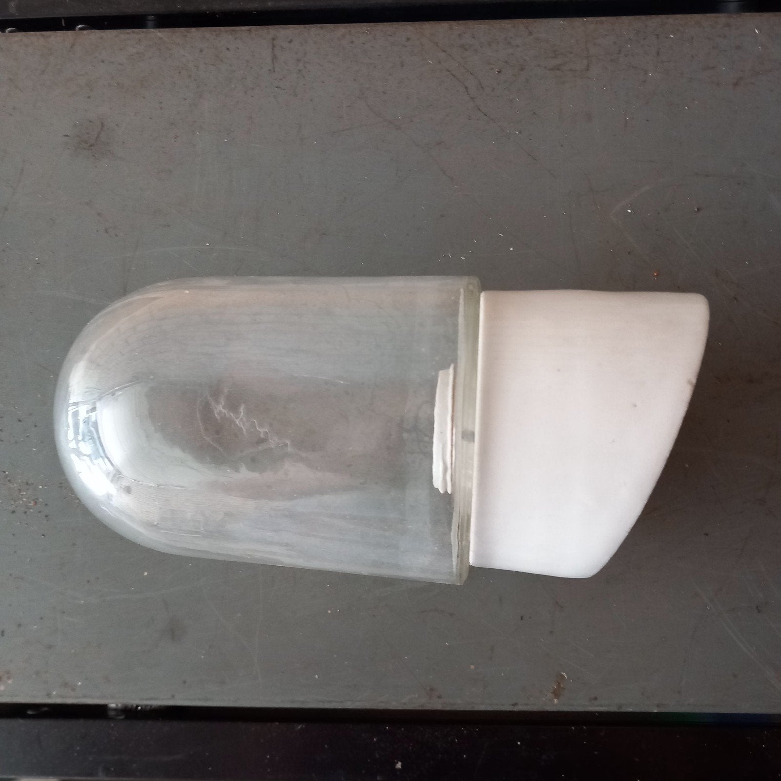 Vintage Glazen Lampenkap met Porseleinen Fitting, Ophalen of Verzenden, E27 (groot), Led-lamp
