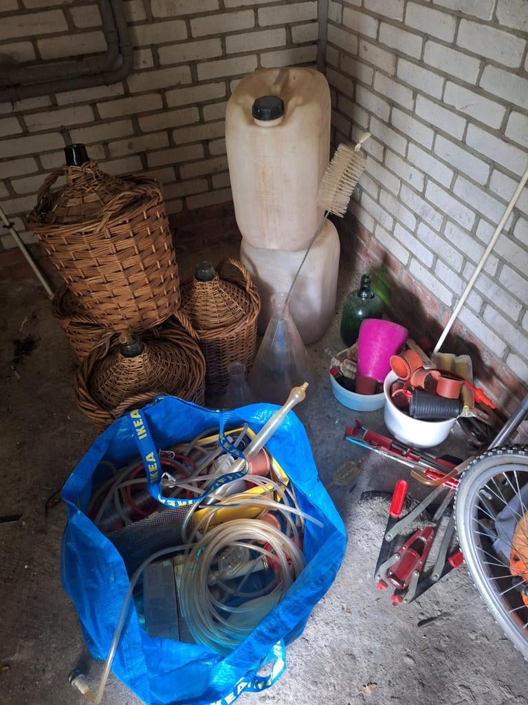 Mandflessen en diverse accessoires, Ophalen