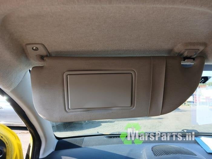 Zonneklep van een Peugeot 107, Gebruikt, -, -, Ophalen of Verzenden