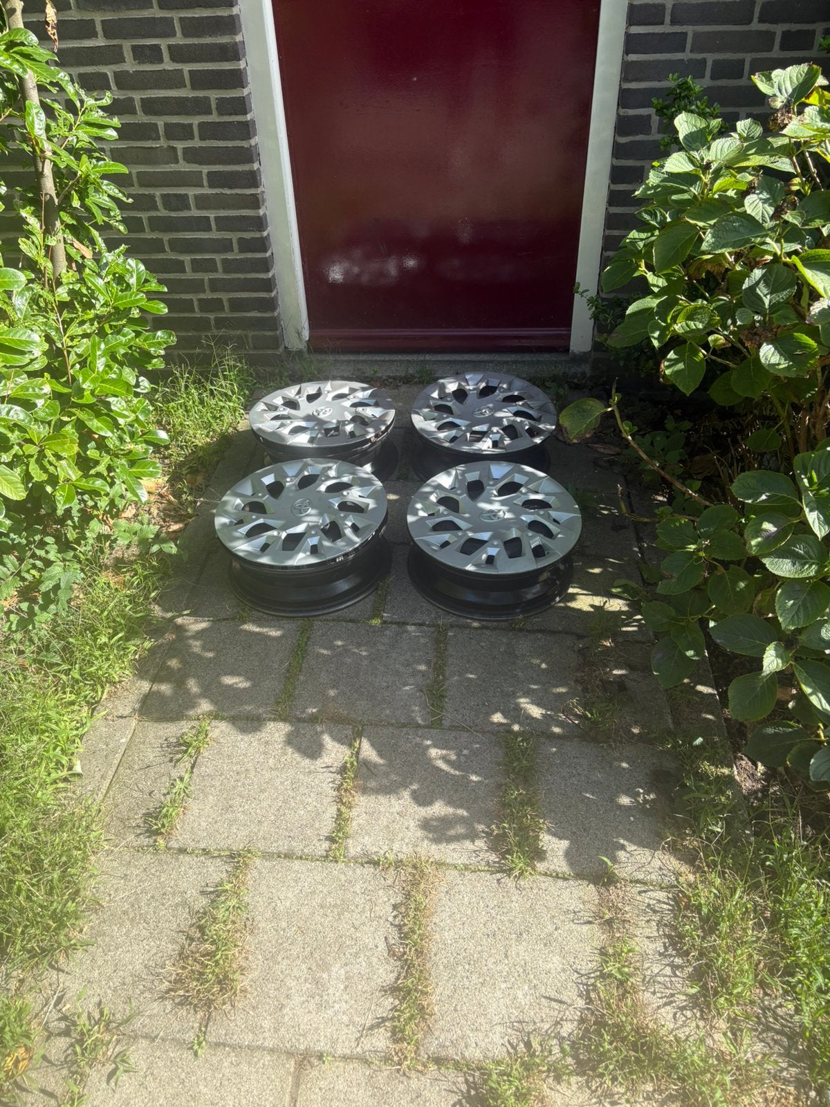 Originele Toyota Aygo stalen velgen /wieldoppen 4 stuks 2019, Ophalen, Gebruikt