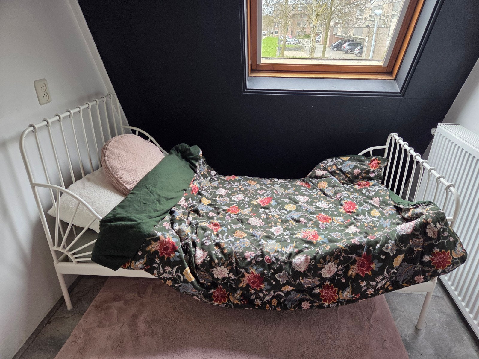 Wit metalen eenpersoonsbed met spijlen, Ophalen, Klassiek, Spijlenbed, Gebruikt, 90 cm