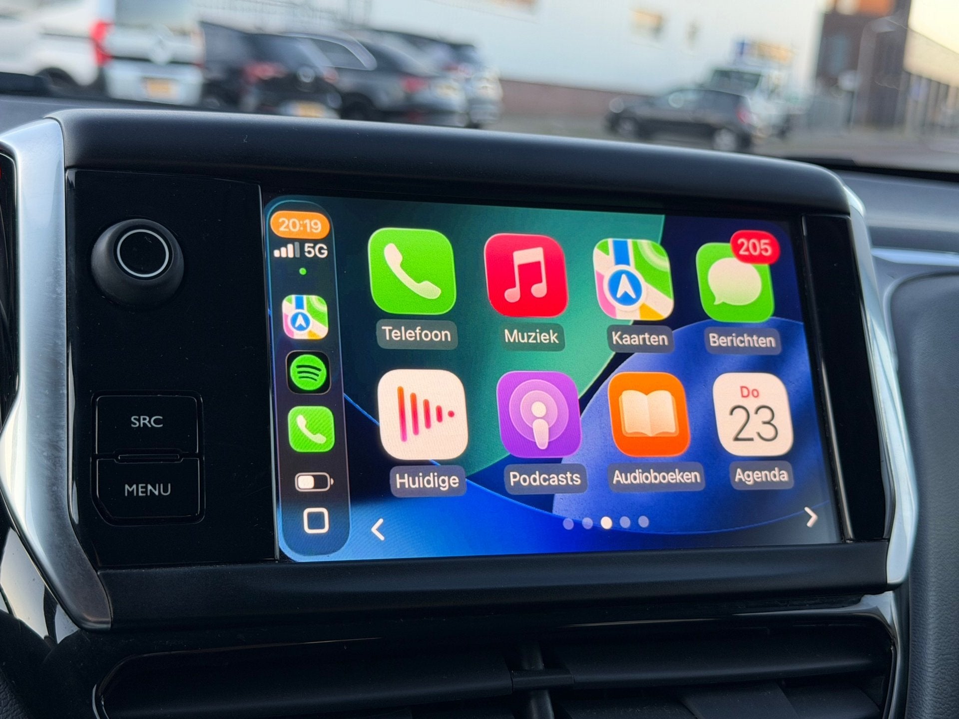 Peugeot 208 1.2 PureTech Blue Lion Apple carplay Airco Navi, Voorwielaandrijving, Gebruikt, Euro 6, 1199 cc