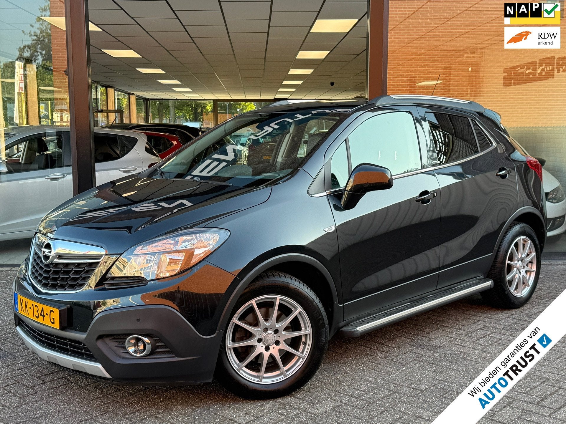 Opel Mokka 1.4 T Innovation CAMERA | CRUISE | NAVI | CLIMATE, Auto's, Voorwielaandrijving, Gebruikt, 4 cilinders, Leder en Stof
