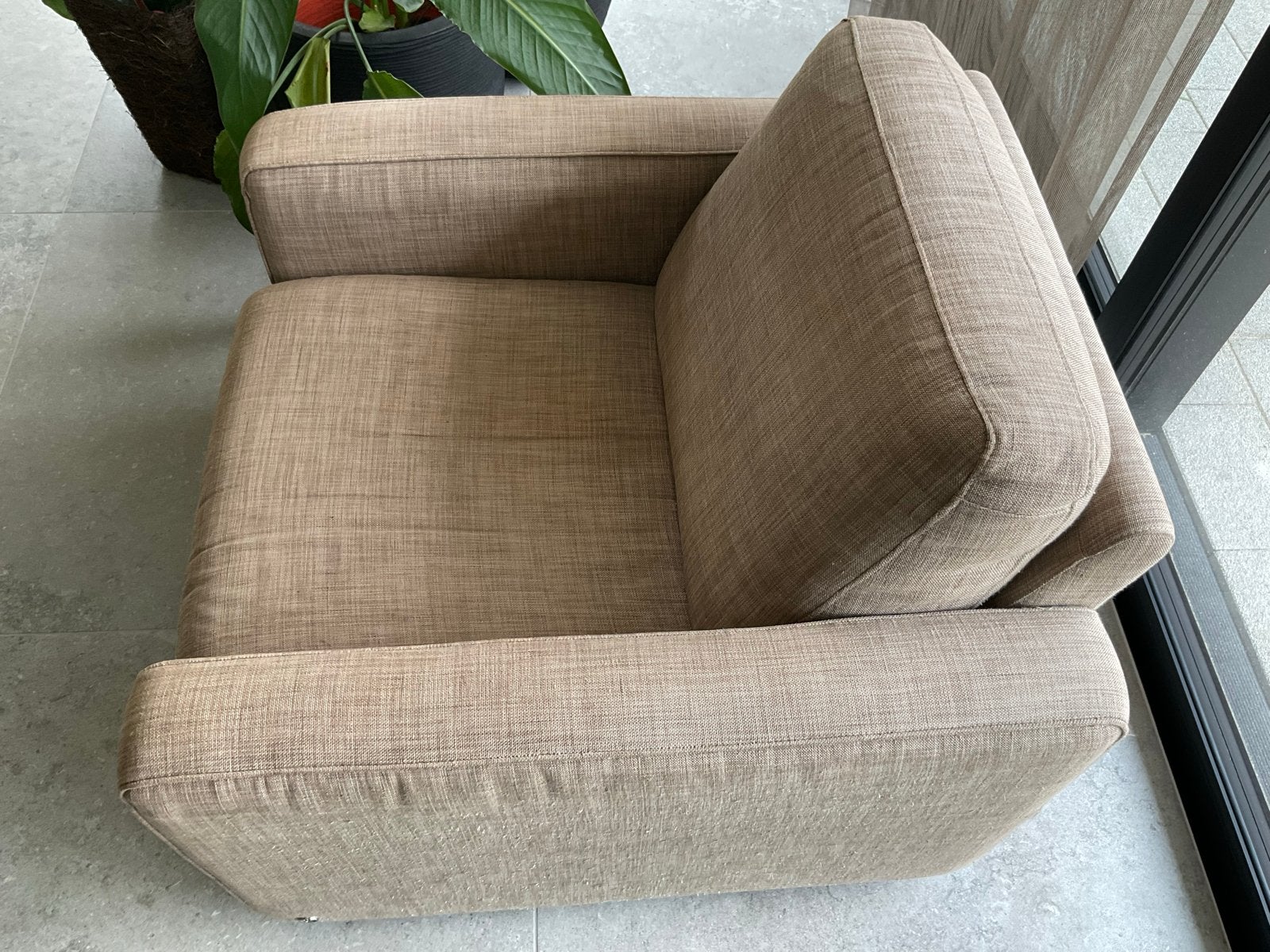 Comfortabele fauteuil - Zo goed als nieuw Natuzzi, Huis en Inrichting, Ophalen, Zo goed als nieuw, Stof, 75 tot 100 cm