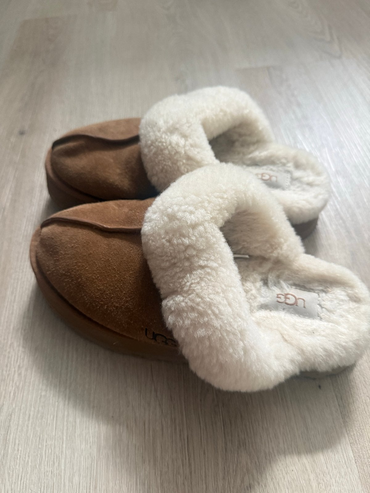 Uggs maat 39 zo goed als nieuw, Ophalen of Verzenden, Zo goed als nieuw, Bruin, Pantoffels of Sloffen