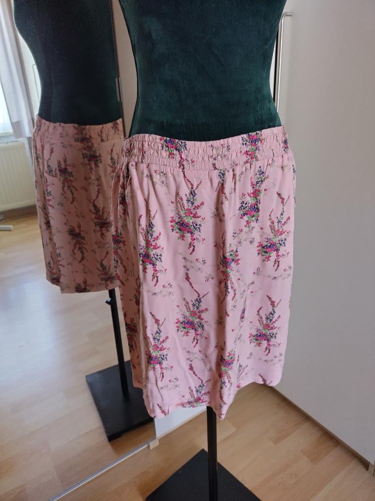 Te koop aangeboden: Rok van Esprit , Maat 42/44 (L), Ophalen of Verzenden, Roze, Gedragen