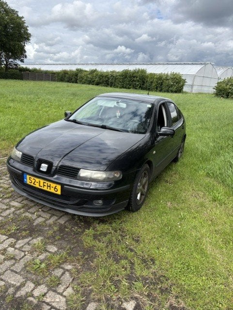 Seat Leon 2001 Zwart, Auto's, Zwart, 75 €/maand, 1781 cc, Particulier