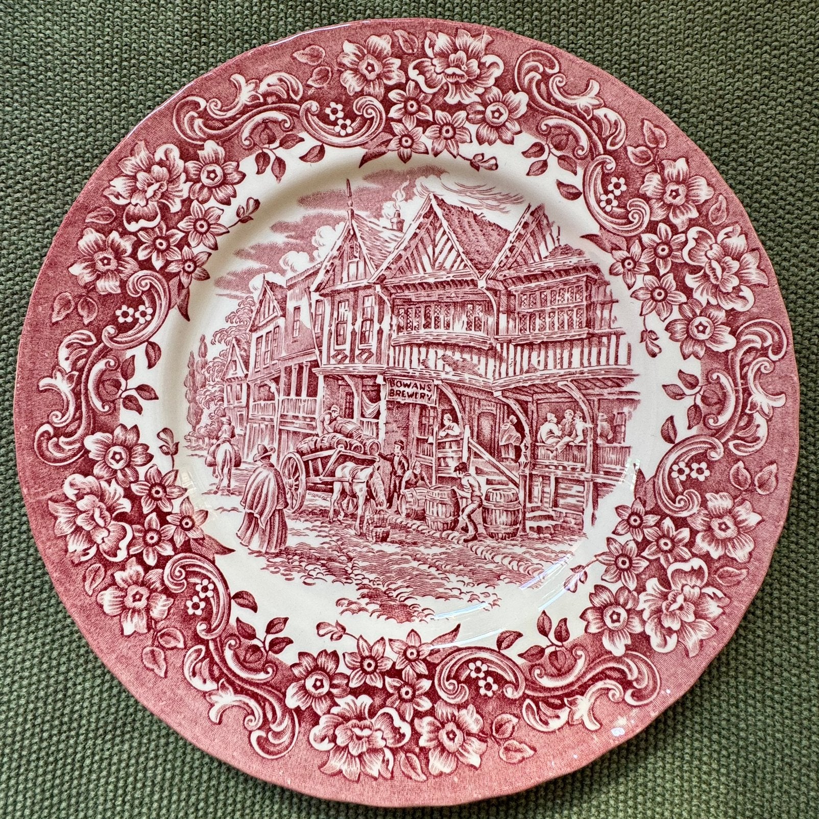 Royal Tudor Ware twee borden ‘17th Century England’, Ophalen of Verzenden