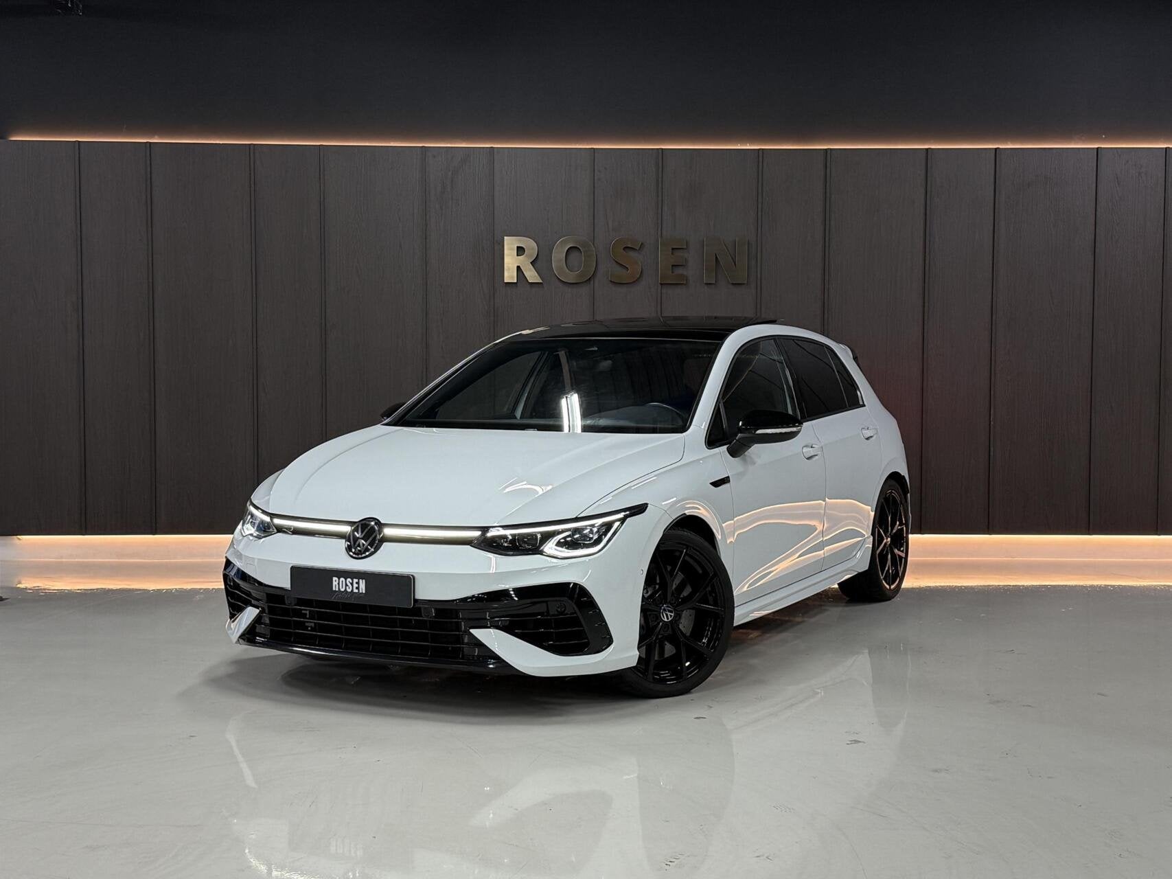 Volkswagen Golf 2.0 TSI R 4Motion|PERF|AKRA|DCC|PANO|HK|MEMO, Gebruikt, Euro 6, 4 cilinders, 1984 cc