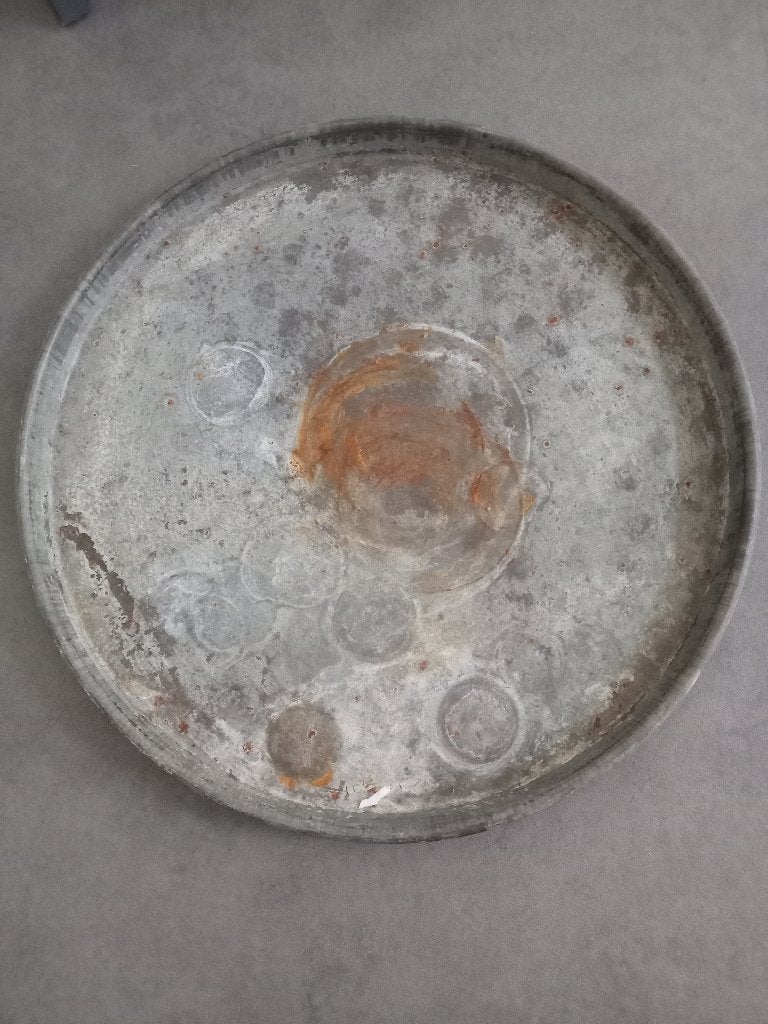 Oud metalen zinken dienblad / schaal groot, Ophalen, Gebruikt, Rond, Metaal