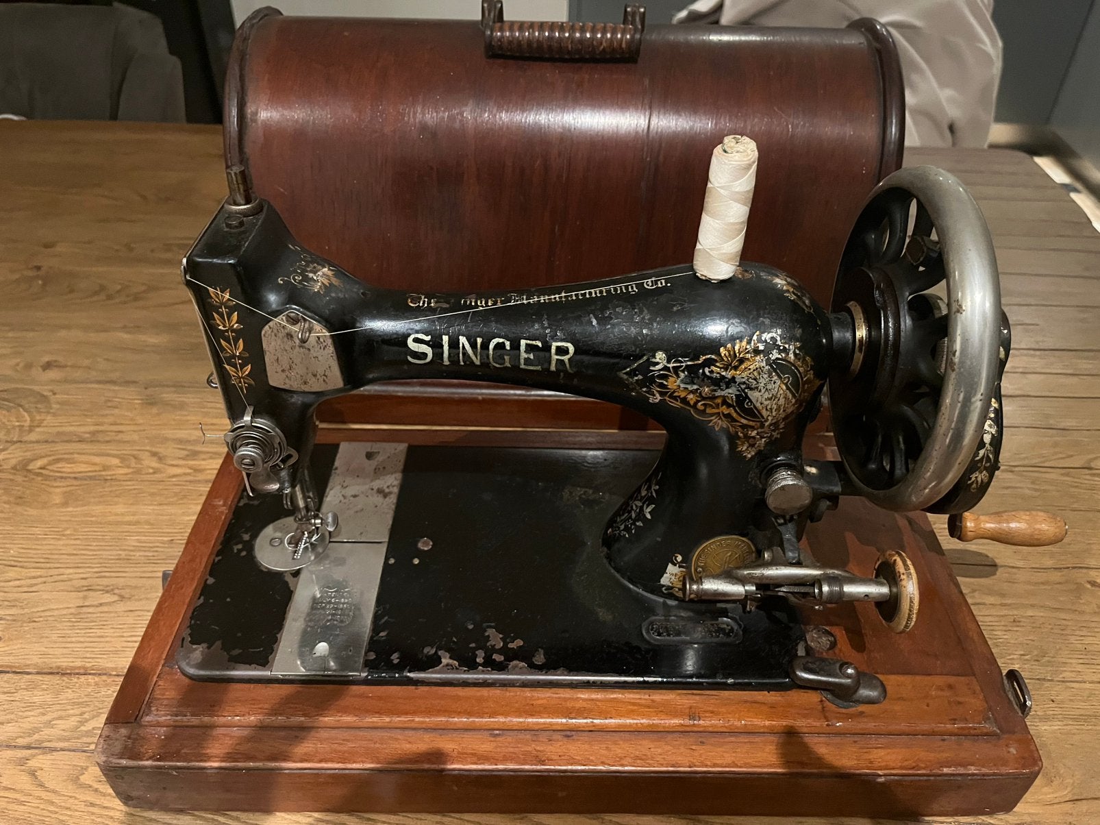 Goedwerkende Singer naaimachine in koffer, Ophalen