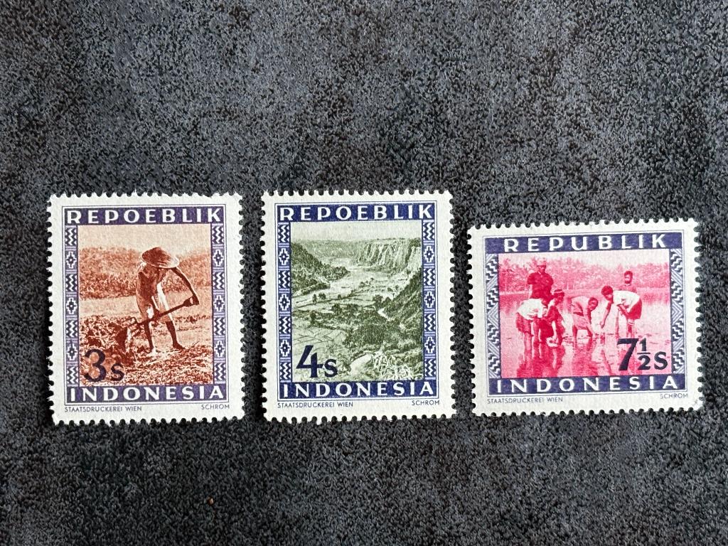 1948 Weense druk “Republik/Repoeblik” Indonesia 3, 4, 7½ sen, Postzegels en Munten, Ophalen of Verzenden, Postfris, Nederlands-Indië
