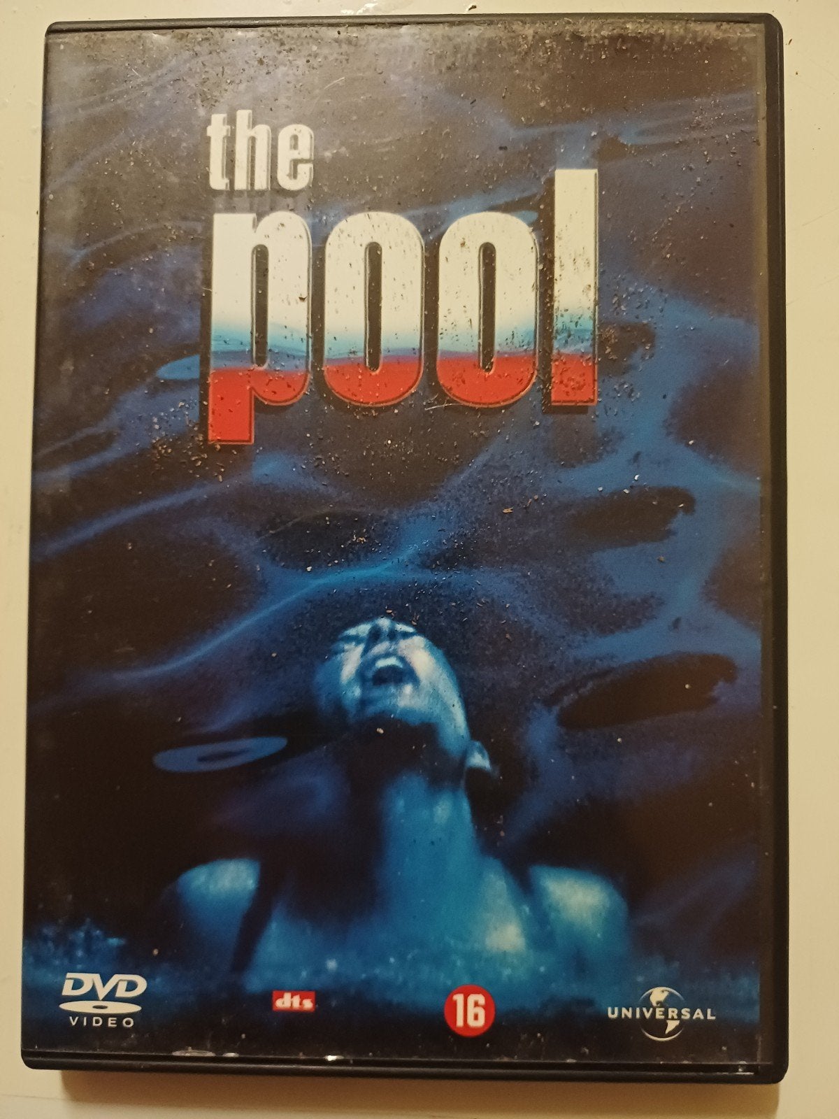 The Pool, Vanaf 16 jaar, Ophalen of Verzenden, Zo goed als nieuw