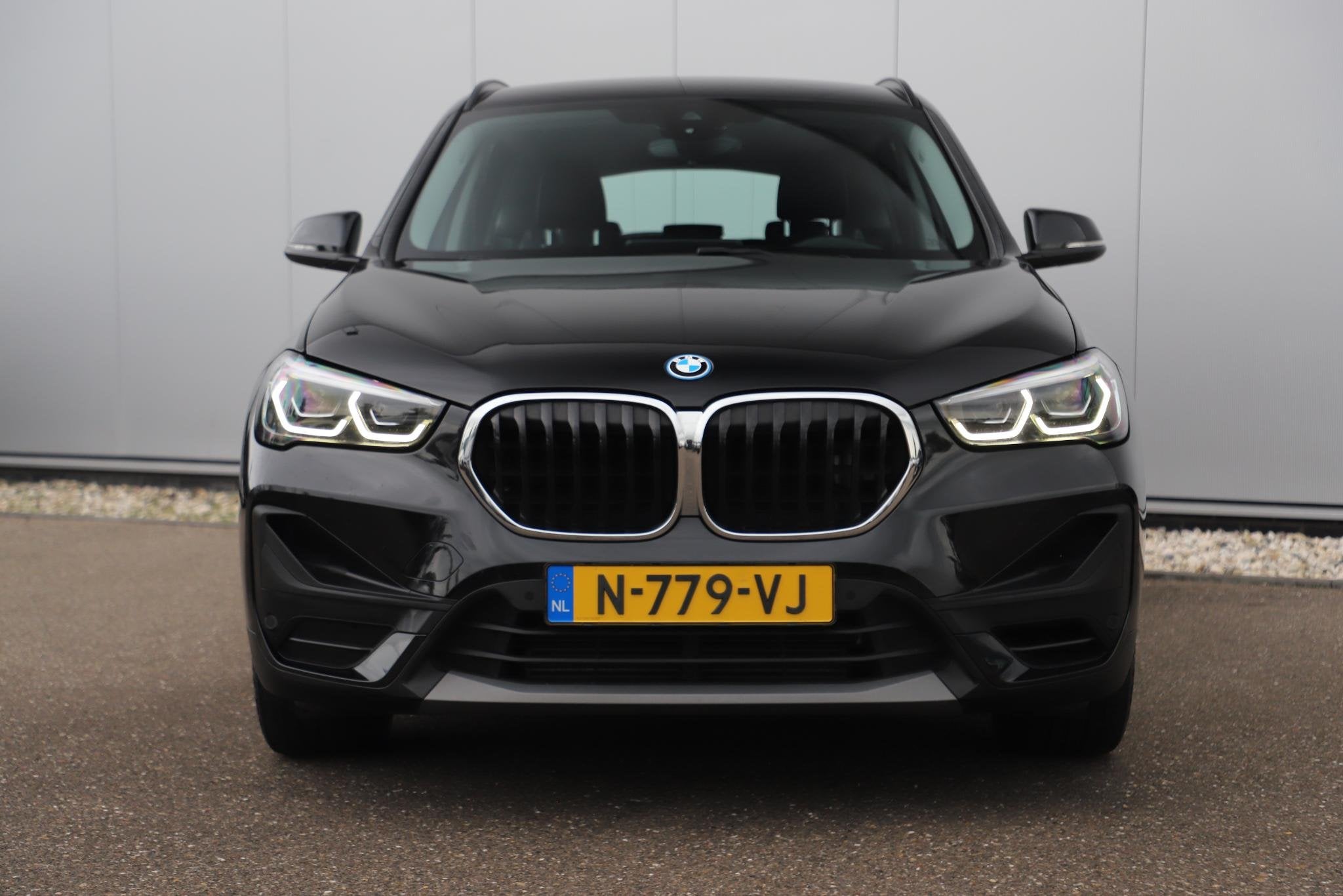 BMW X1 xDrive25e Business Edition Plus Trekhaak Leder LED Na, Auto's, Gebruikt, Met garantie (alle), Zwart, Bedrijf