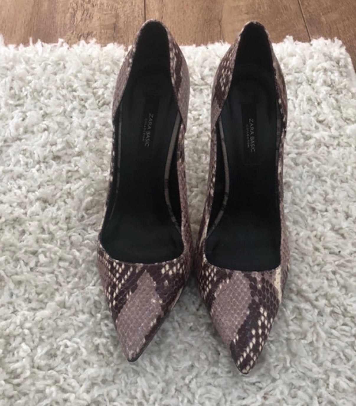 Zara Basic pumps met slangenprint - Maat 36, Ophalen of Verzenden, Gedragen, Overige kleuren, Pumps