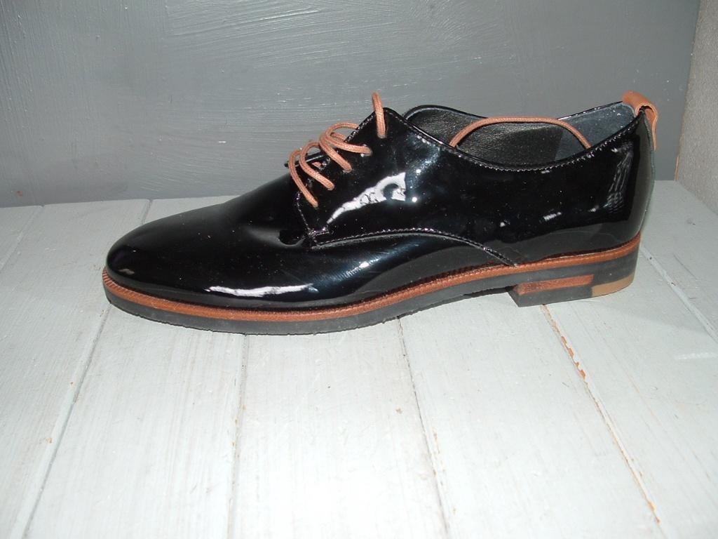 Maripé lakschoenen veterschoenen maat 37 made in Italy, Schoenen met lage hakken, Zwart, Ophalen of Verzenden, Zo goed als nieuw