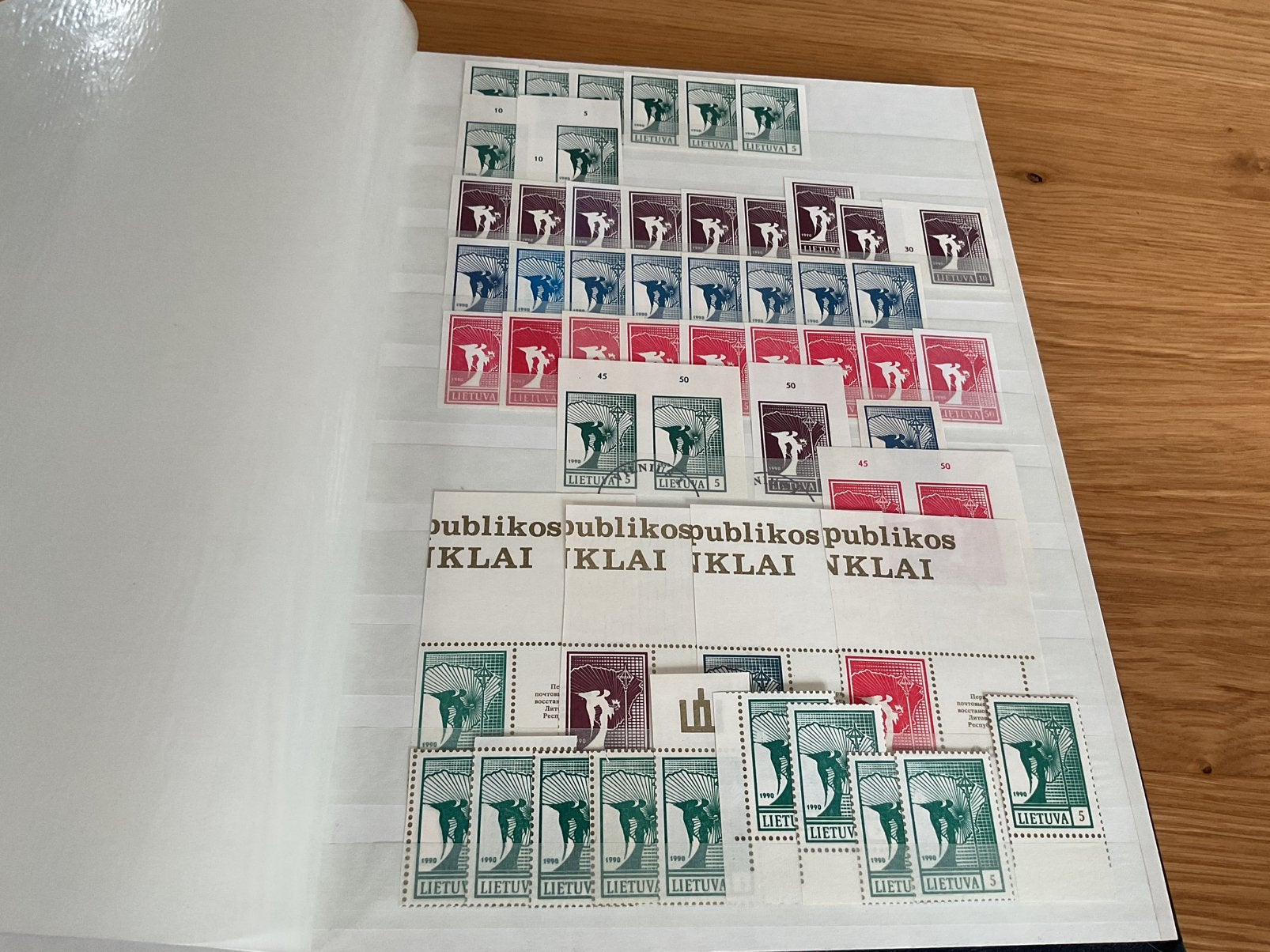 Stockboek Litouwen, Postzegels en Munten, Postzegels | Volle albums en Verzamelingen, Ophalen of Verzenden, Buitenland