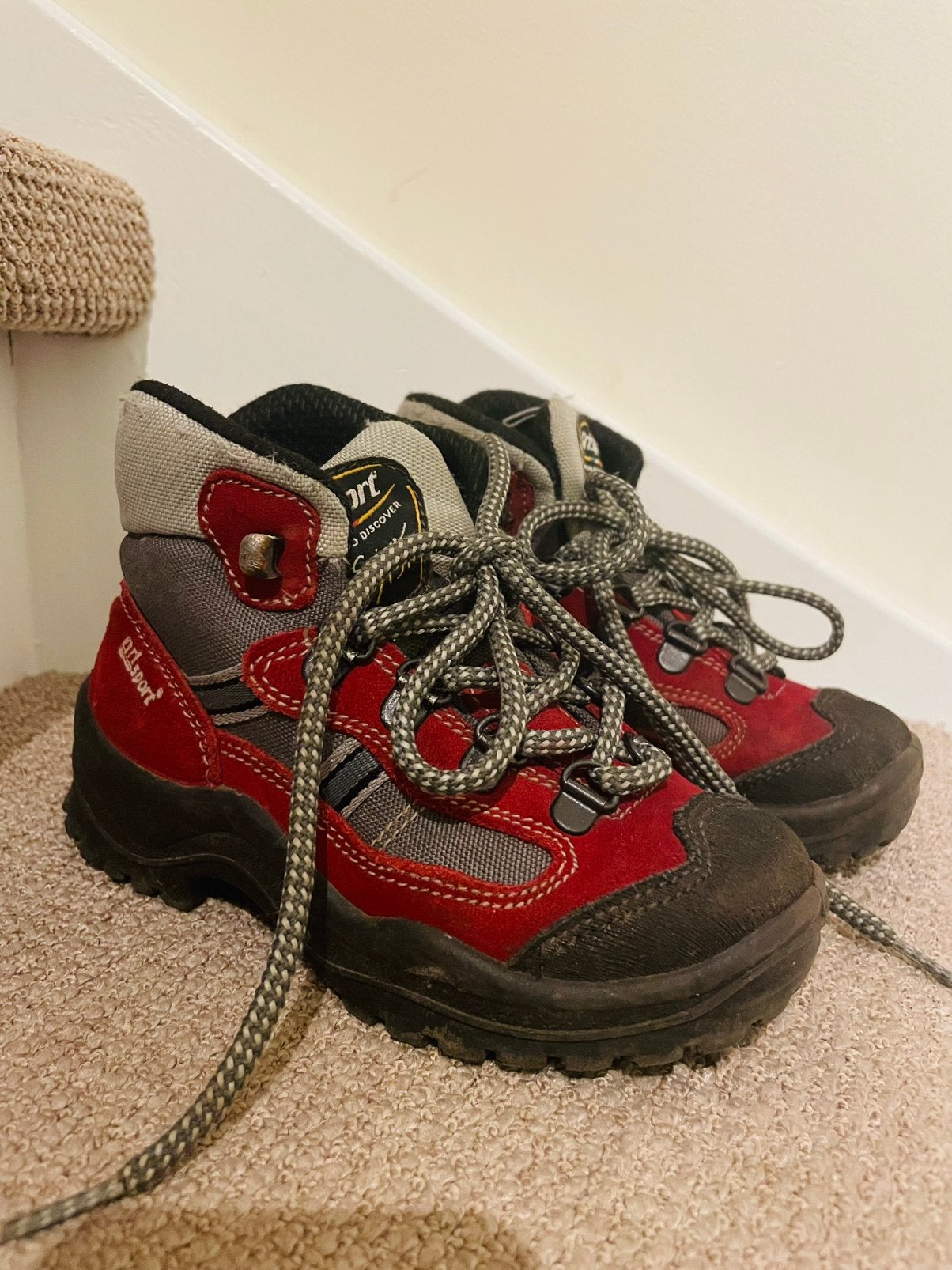 Fijne bergschoenen Grisport - kids maat 26 - kort gedragen, Ophalen of Verzenden, Zo goed als nieuw, Schoenen