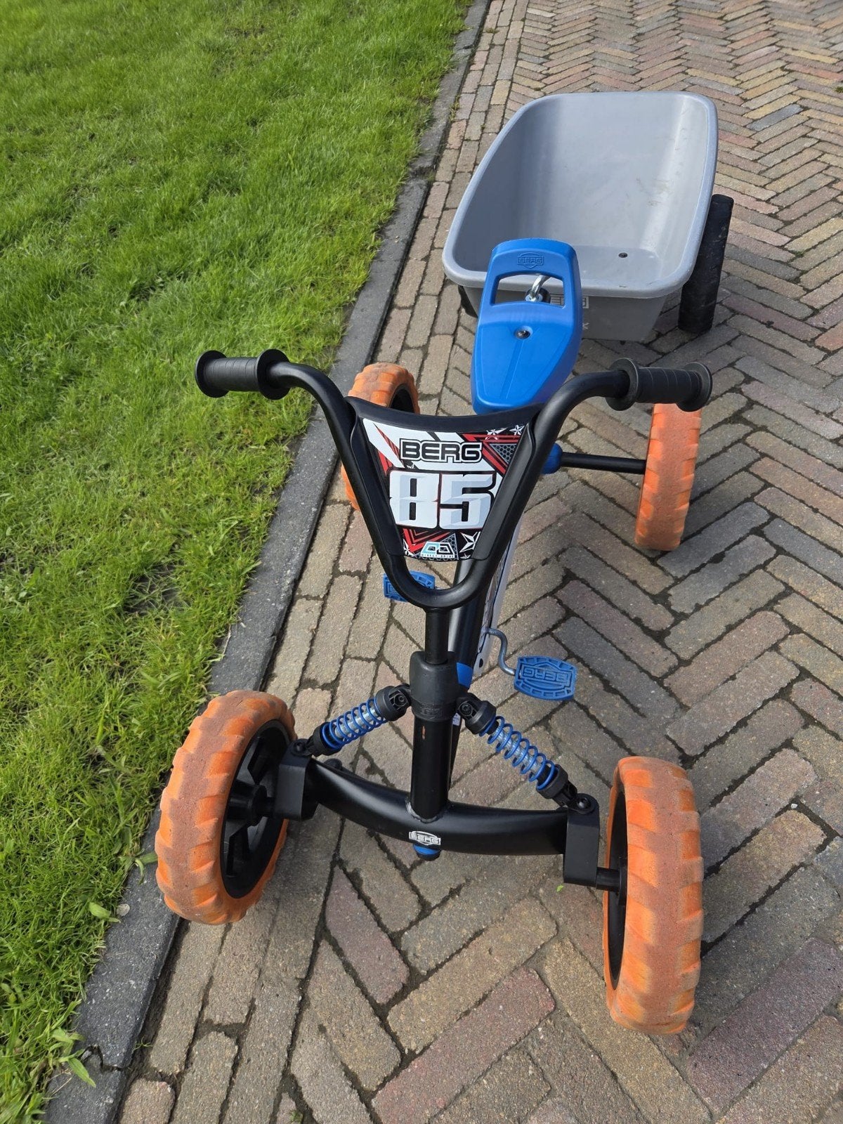 Berg buzzy met aanhanger, Kinderen en Baby's, Ophalen, Zo goed als nieuw, Berg
