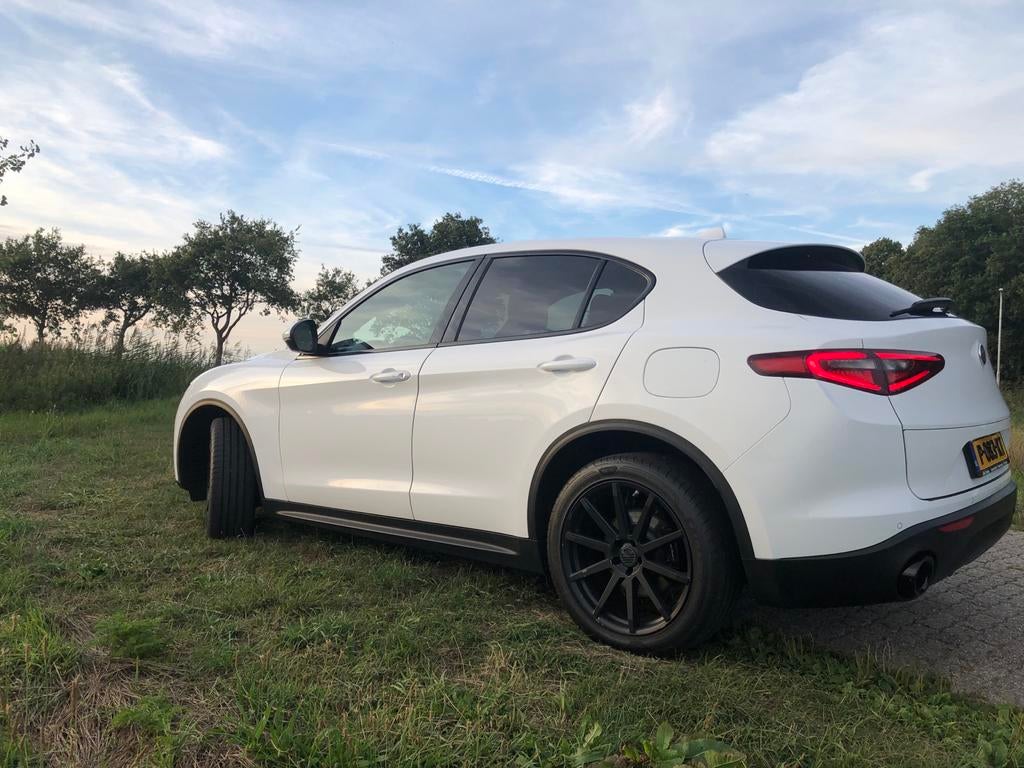 Alfa romeo stelvio set 20 inch velgen, Ophalen, Gebruikt, 255 mm, Banden en Velgen