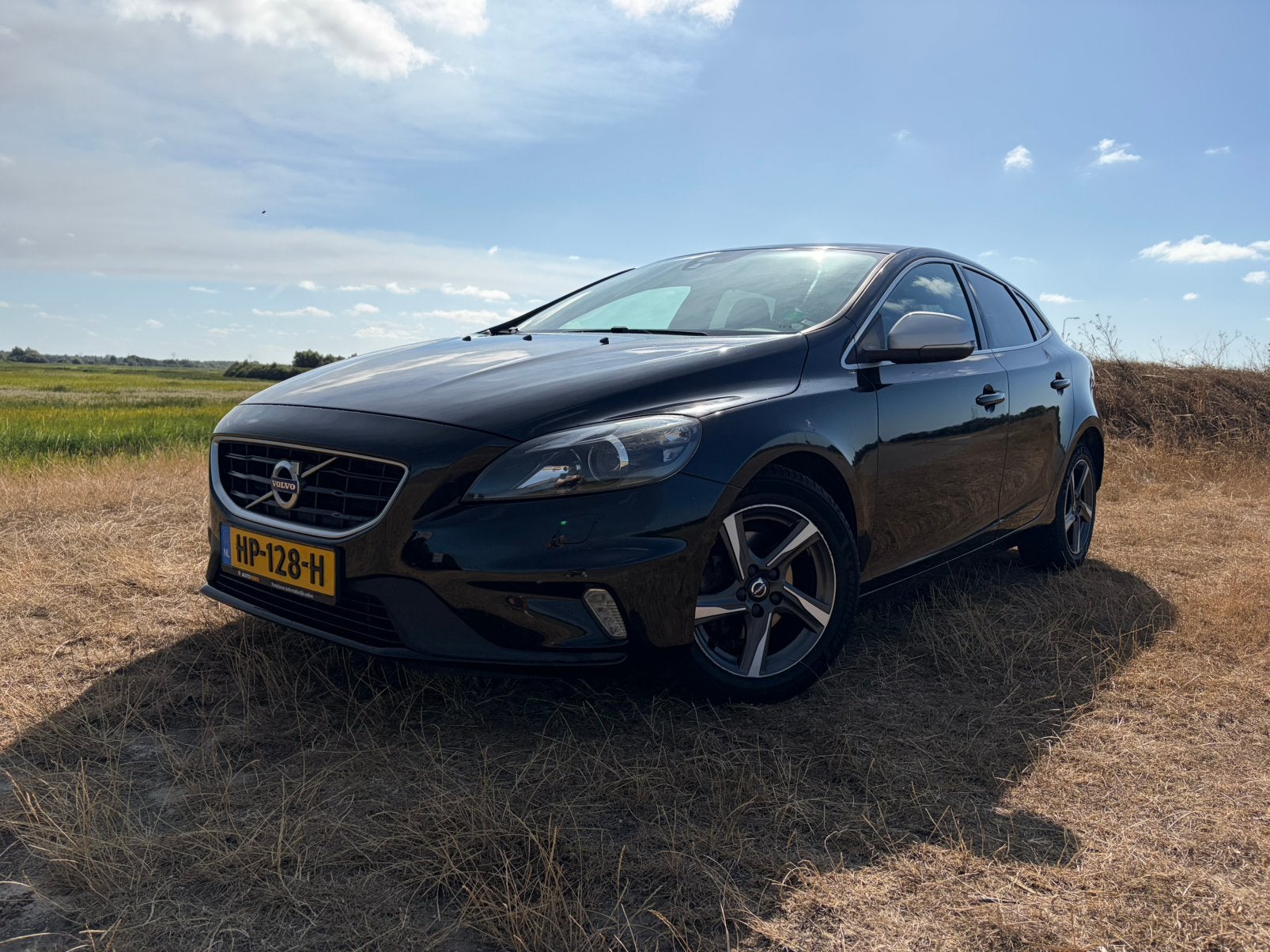 Volvo V40 2016 2.0 D2 Nordic R design, Voorwielaandrijving, 4 cilinders, 1969 cc, Zwart