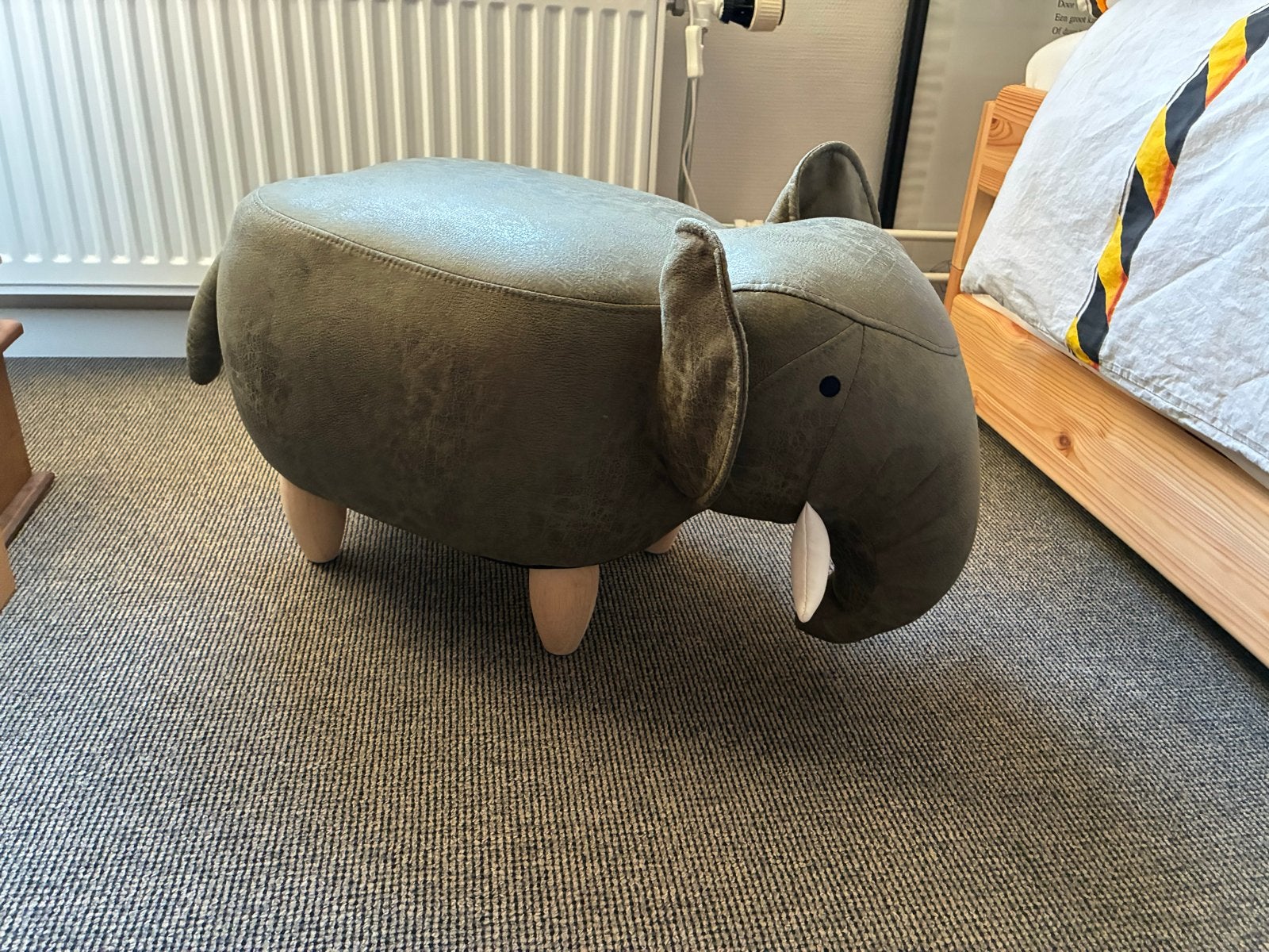 Groene Olifant Poef/Zitje voor Kinderen, Ophalen, Zo goed als nieuw, Jongen of Meisje