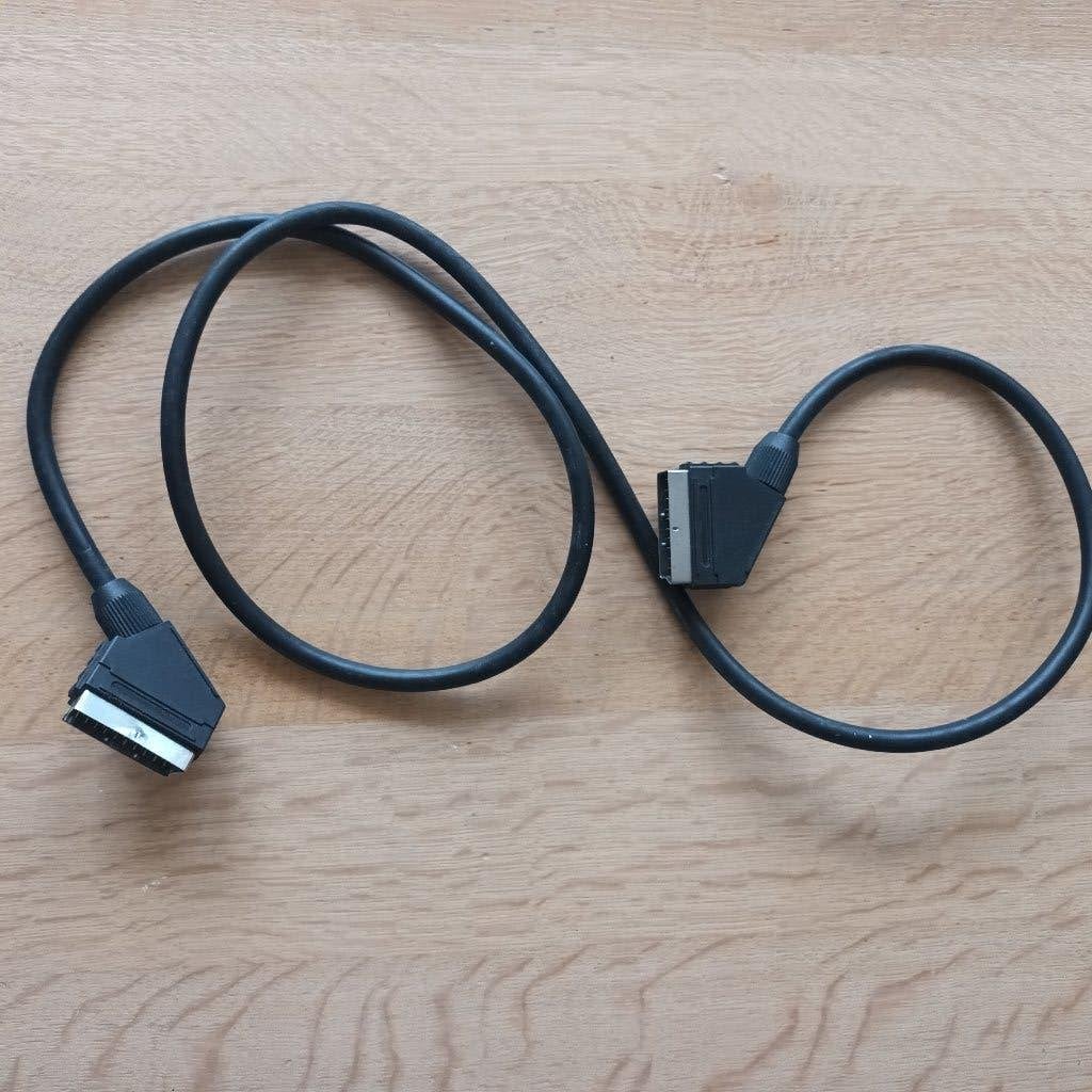 scart kabel, Audio, Tv en Foto, Audiokabels en Televisiekabels, Ophalen of Verzenden, Zo goed als nieuw, Minder dan 2 meter, Coaxiale kabel