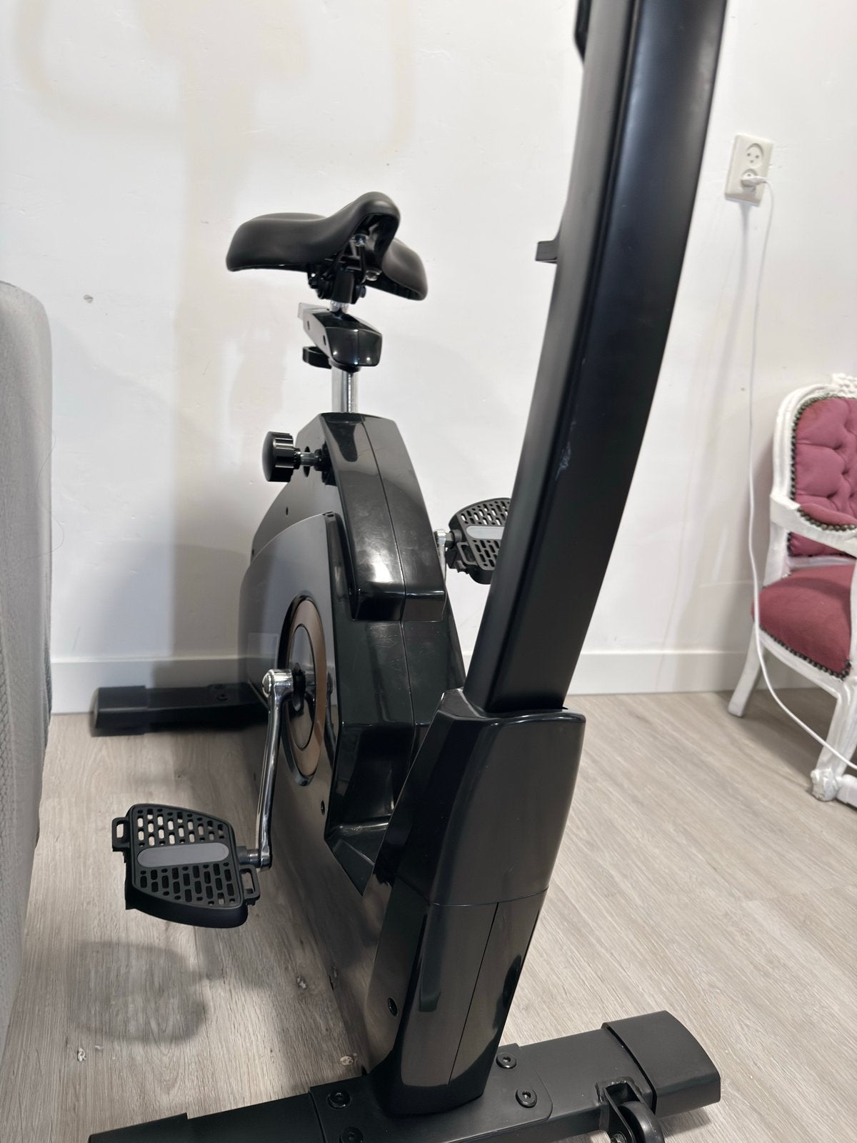 Flow Fitness Hometrainer - Zo goed als nieuw, Ophalen, Zo goed als nieuw, Metaal, Benen