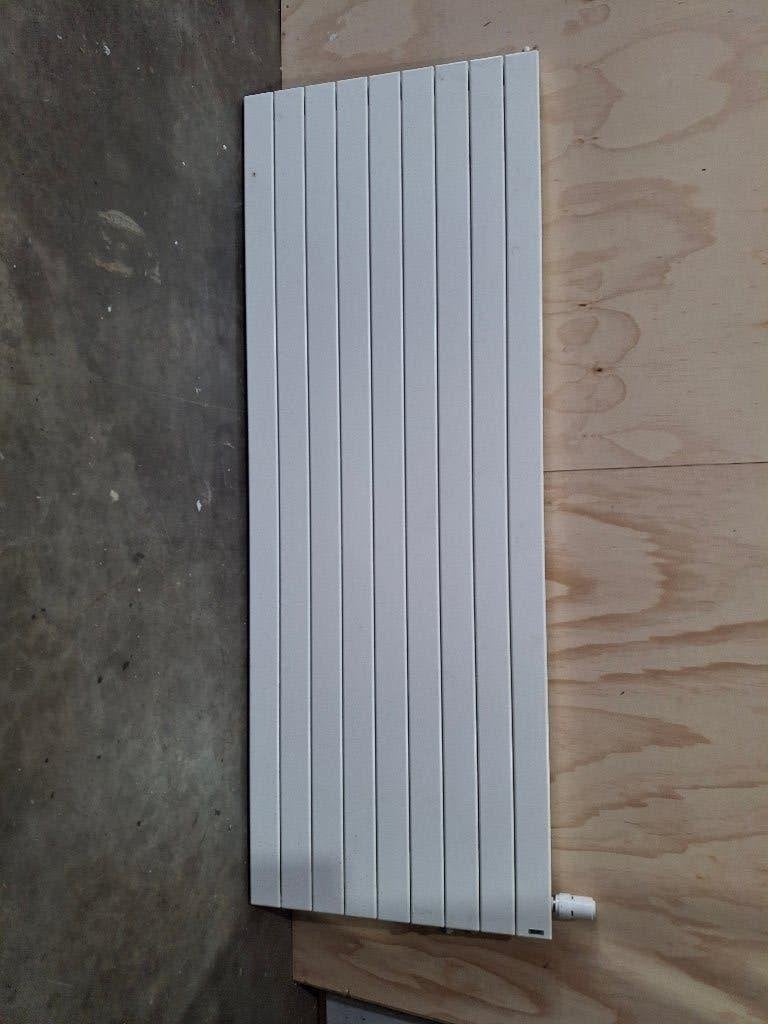 Radiator Design, Doe-het-zelf en Verbouw, Verwarming en Radiatoren, Ophalen, Gebruikt, Radiator, 60 tot 150 cm