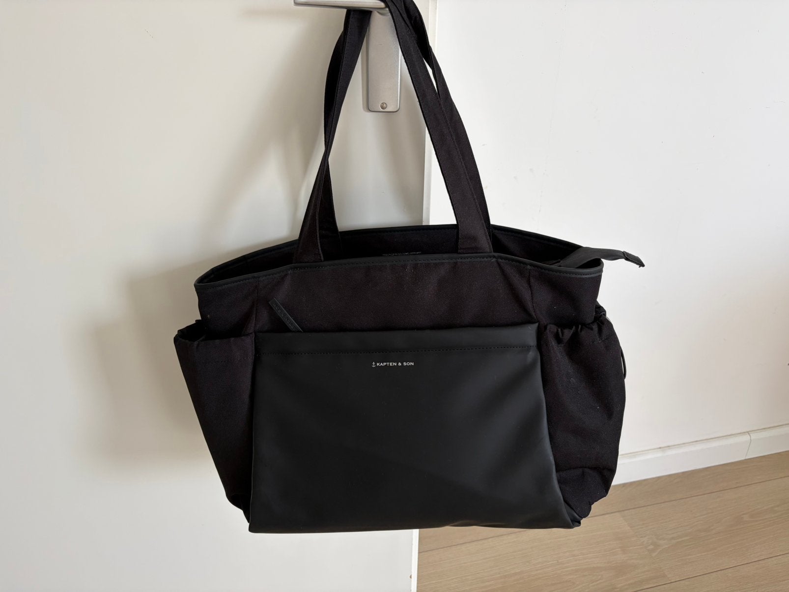 Zwarte Kepten & Son luiertas te koop, Kinderen en Baby's, Luiertassen, Ophalen, Zo goed als nieuw