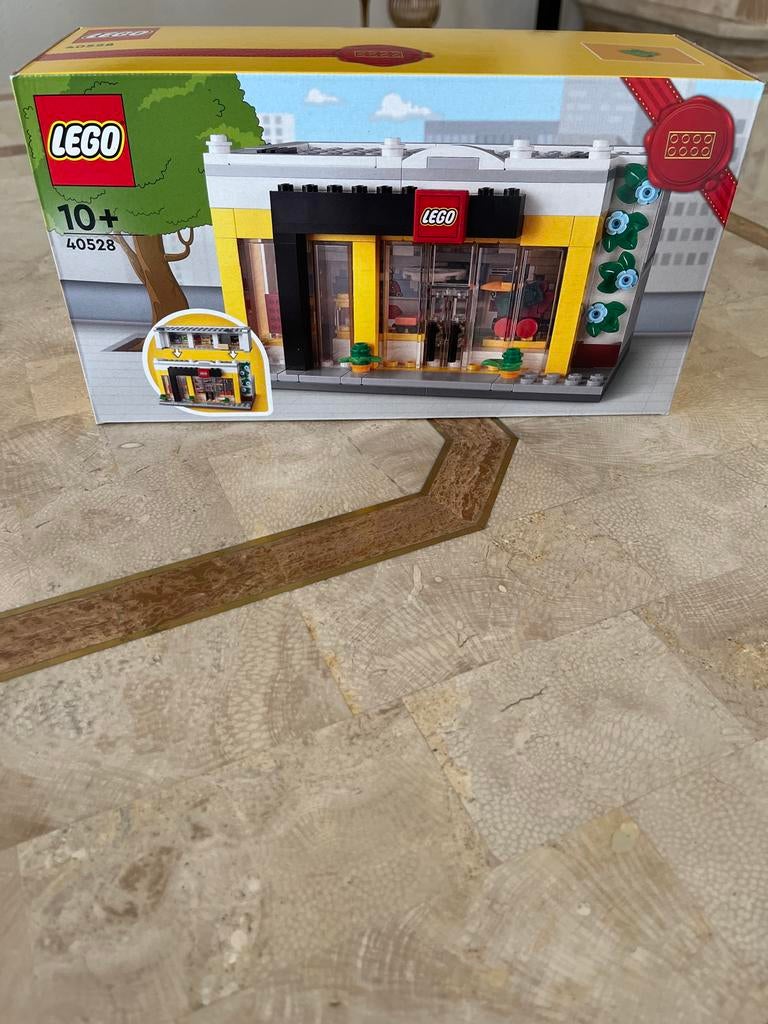 Nieuwe LEGO Store 40528 - Ongeopend en Sealed, Kinderen en Baby's, Speelgoed | Duplo en Lego, Overige thema's, Lego, Nieuw, Ophalen of Verzenden