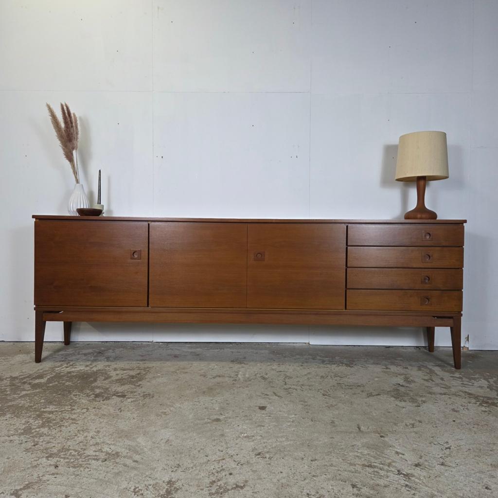 Vintage jaren 60 sideboard scandinavische stijl, TV kast, Gebruikt, Met deur(en), Wandmeubel, tv meubel, tv kast, mid century, teak