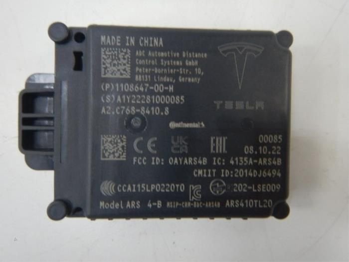 Tesla Model 3 Radar sensor