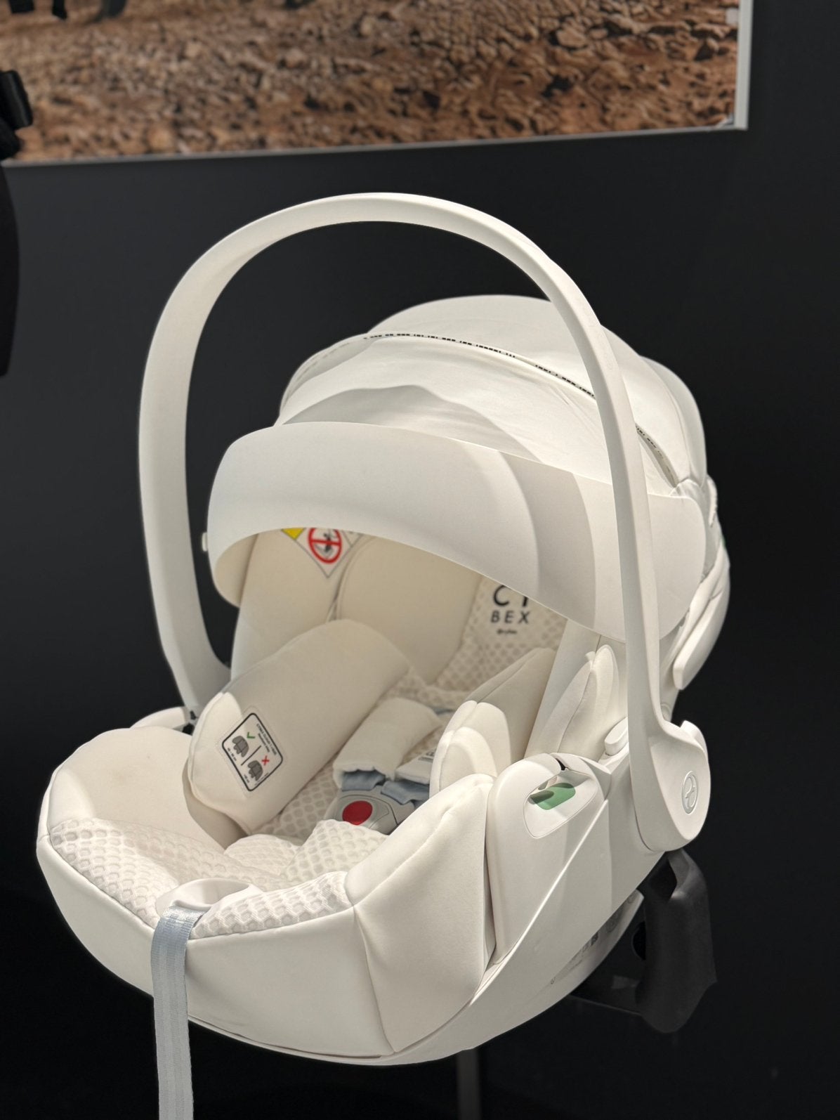 Cybex Cloud T Autostoeltje - Urban Mobility - White, Overige merken, Ophalen of Verzenden, Zo goed als nieuw, 0 t/m 13 kg
