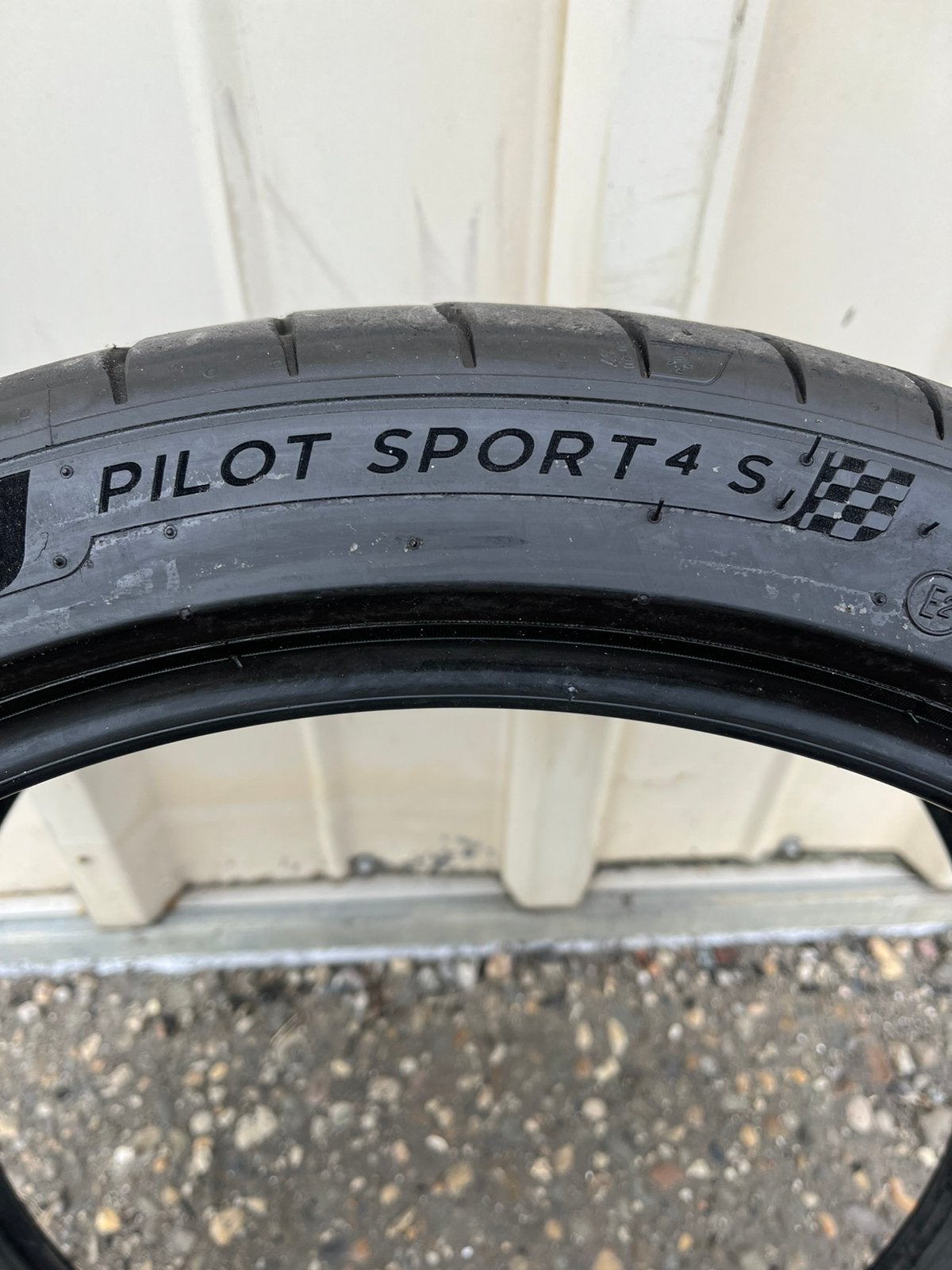 Foto 7 van Michelin Pilot Sport 4S 275/35 ZR20 (102Y) XL