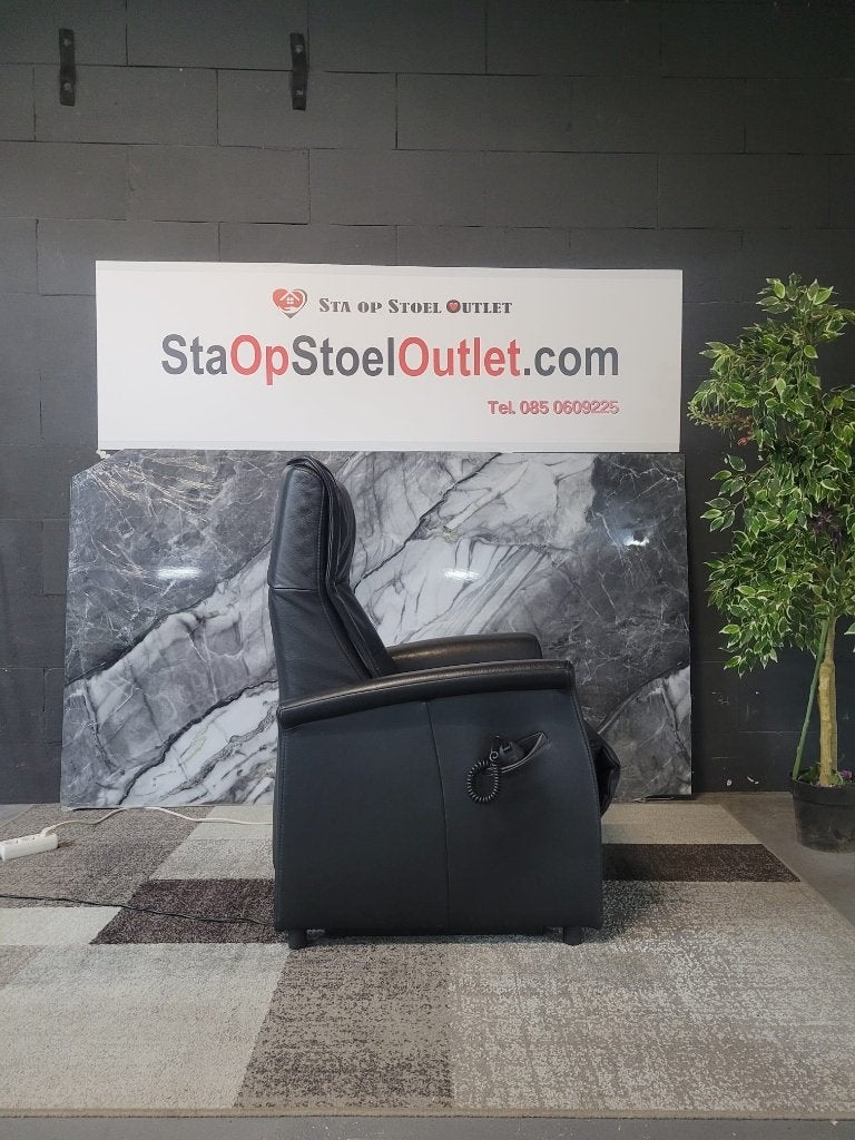 Staopstoel Leder Zwart met afstandsbediening, Gebruikt, Minder dan 75 cm, Leer, Ophalen of Verzenden