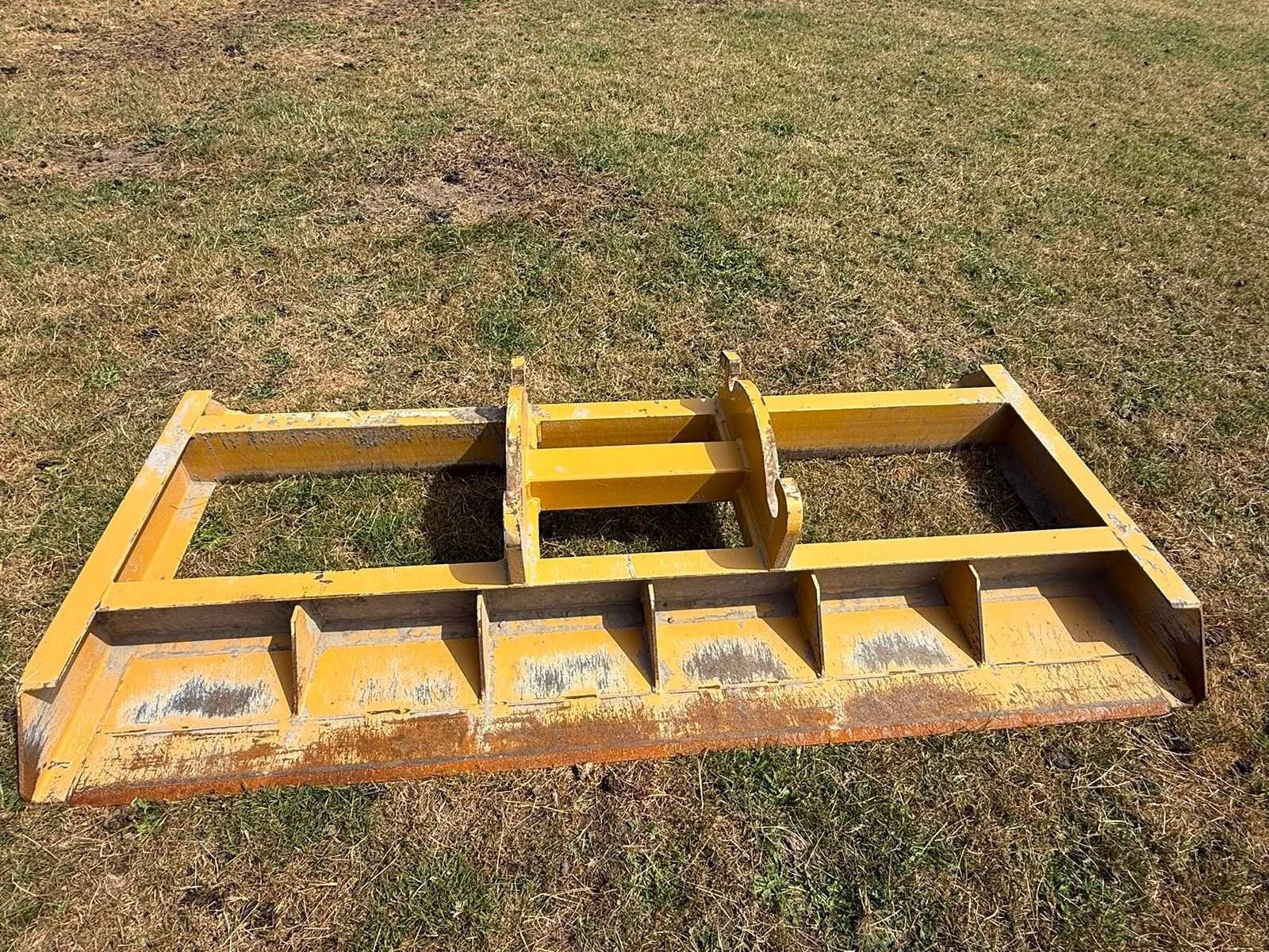 Attachment VLakraam