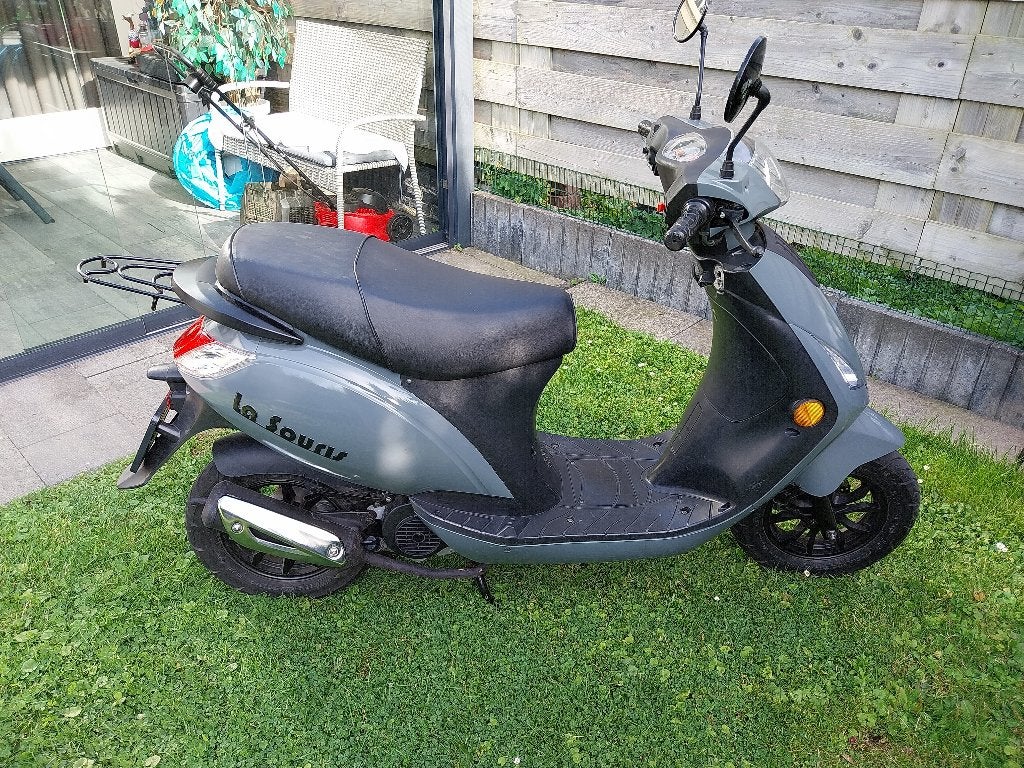 zeer mooie La Souris scooter ( model Zip), Ophalen, Gebruikt, Maximaal 45 km/u, 49 cc