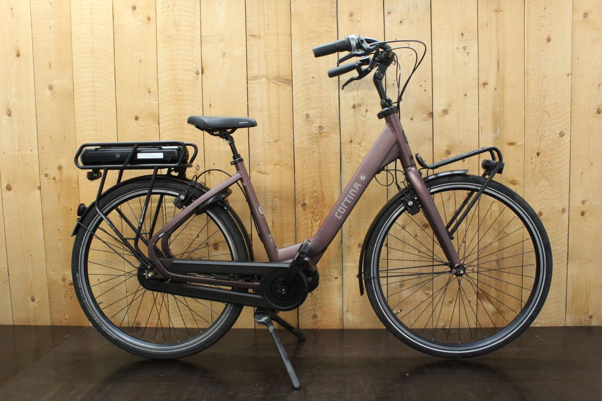 Cortina E-Common D50 Black Red Matte, Gebruikt, -, -, 47 tot 51 cm